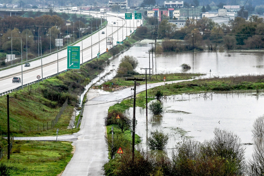 ΠΛΗΜΜΥΡΕΣ ΚΑΙ ΚΑΤΑΣΤΡΟΦΕΣ ΑΠΟ ΤΗΝ ΚΑΚΟΚΑΙΡΙΑ ΣΤΗΝ ΗΠΕΙΡΟ