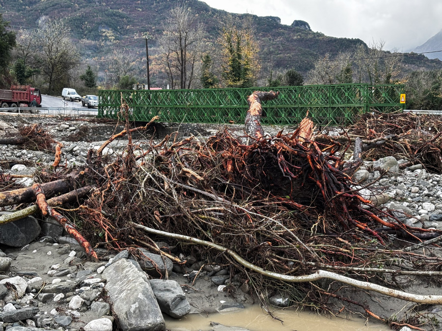 Καταστροφές από την κακοκαιρία στα Τζουμέρκα