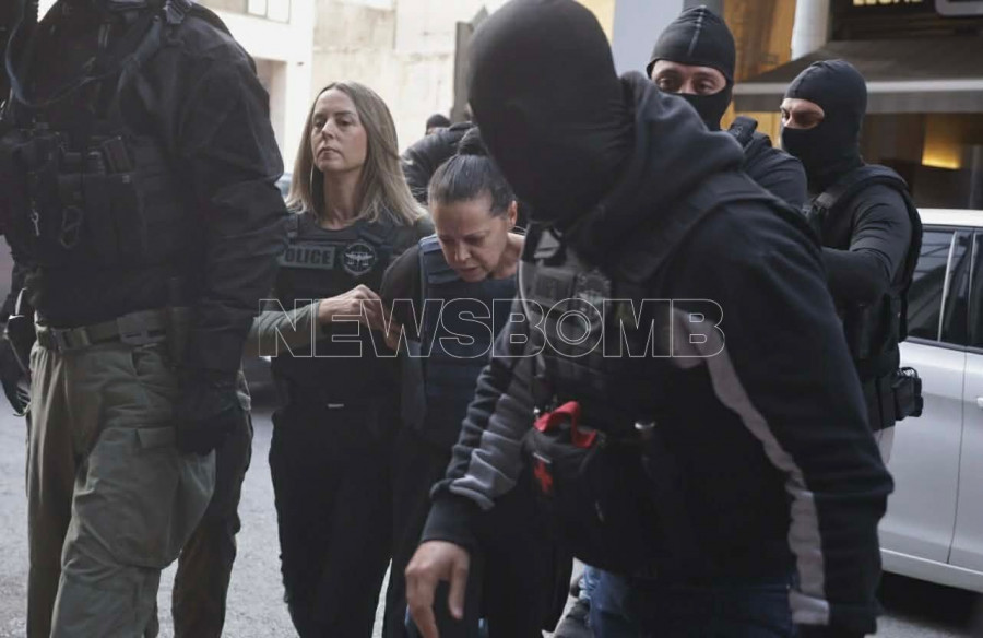 46χρονη δολοφόνος - Σαλαμίνα