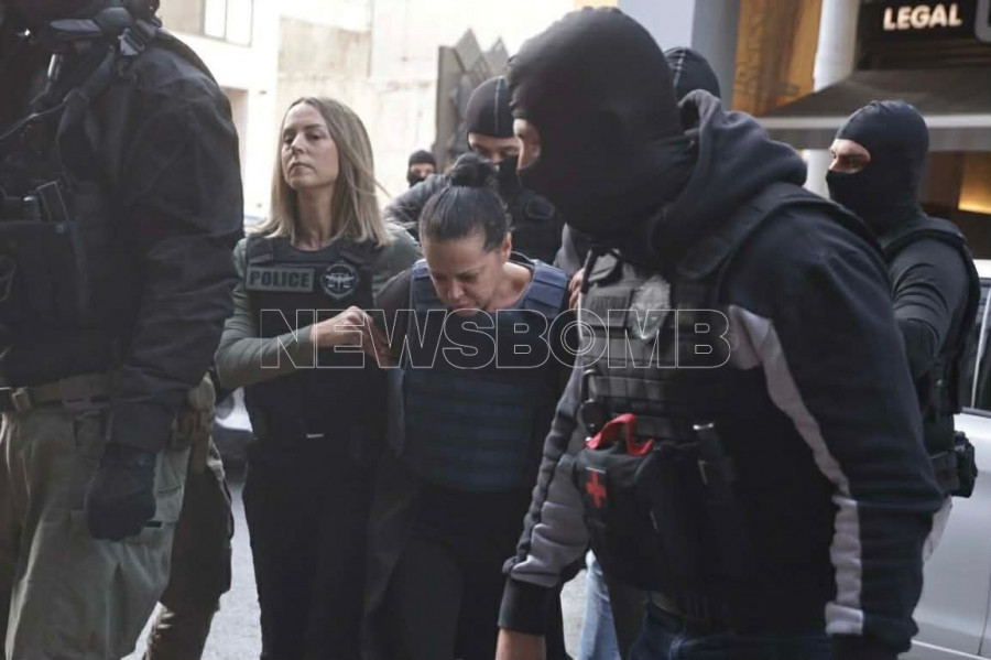 46χρονη δολοφόνος - Σαλαμίνα