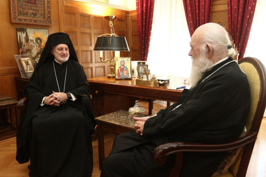 ΣΥΝΑΝΤΗΣΗ ΤΟΥ ΑΡΧΙΕΠΙΣΚΟΠΟΥ ΙΕΡΩΝΥΜΟΥ ΜΕ ΤΟΝ ΑΡΧΙΕΠΙΣΚΟΠΟ ΑΜΕΡΙΚΗΣ-(ΧΡΗΣΤΟΣ ΜΠΟΝΗΣ//ΑΡΧΙΕΠΙΣΚΟΠΗ ΑΘΗΝΩΝ)