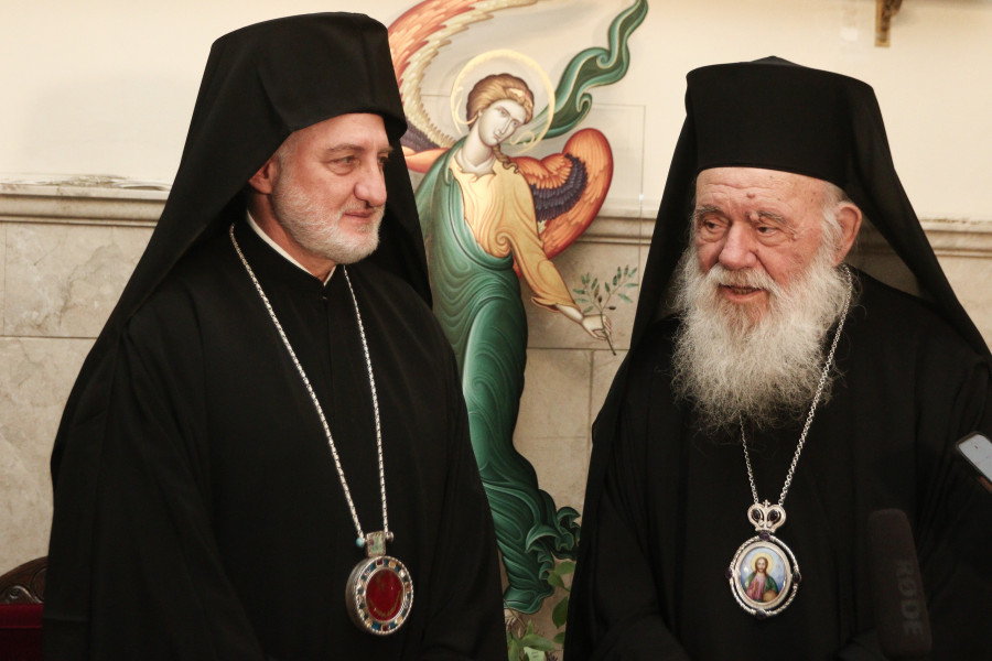 ΣΥΝΑΝΤΗΣΗ ΤΟΥ ΑΡΧΙΕΠΙΣΚΟΠΟΥ ΙΕΡΩΝΥΜΟΥ ΜΕ ΤΟΝ ΑΡΧΙΕΠΙΣΚΟΠΟ ΑΜΕΡΙΚΗΣ-(ΧΡΗΣΤΟΣ ΜΠΟΝΗΣ//ΑΡΧΙΕΠΙΣΚΟΠΗ ΑΘΗΝΩΝ)