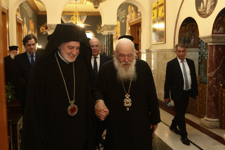 ΣΥΝΑΝΤΗΣΗ ΤΟΥ ΑΡΧΙΕΠΙΣΚΟΠΟΥ ΙΕΡΩΝΥΜΟΥ ΜΕ ΤΟΝ ΑΡΧΙΕΠΙΣΚΟΠΟ ΑΜΕΡΙΚΗΣ-(ΧΡΗΣΤΟΣ ΜΠΟΝΗΣ//ΑΡΧΙΕΠΙΣΚΟΠΗ ΑΘΗΝΩΝ)