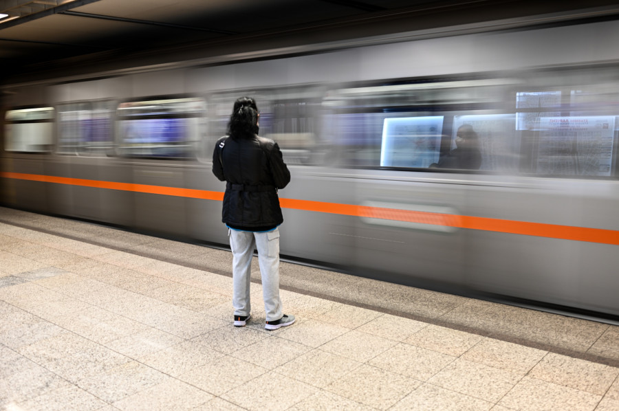 ΣΤΙΓΜΙΟΤΥΠΑ ΑΠΟ ΤΟ ΜΕΤΡΟ ΤΗΣ ΑΘΗΝΑΣ (ΜΙΧΑΛΗΣ ΚΑΡΑΓΙΑΝΝΗΣ/EUROKINISSI)