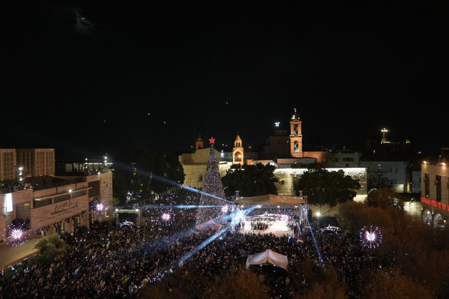 Palestinians Daily Life Holiday Lights