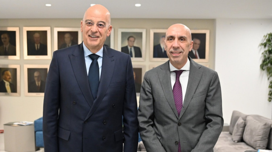 Δένδιας - Μπρατάκος 