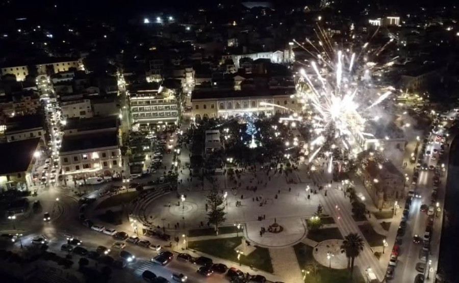 Ζάκυνθος-Χριστουγεννιάτικο δέντρο