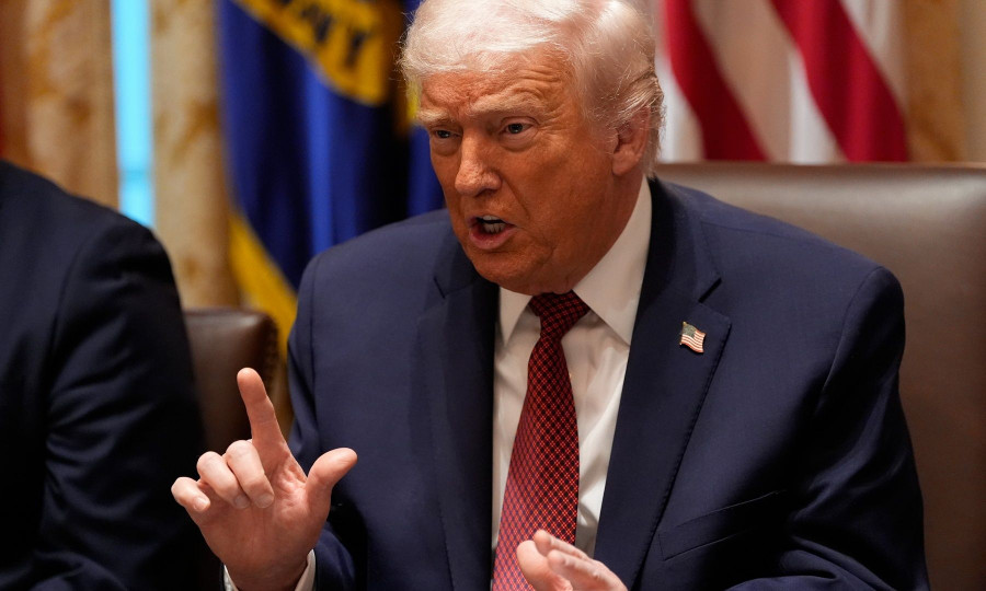 Tραμπ στο Politico: «Η Ευρώπη είναι μία ήπειρος σε αποσύνθεση, με αδύναμους ηγέτες»