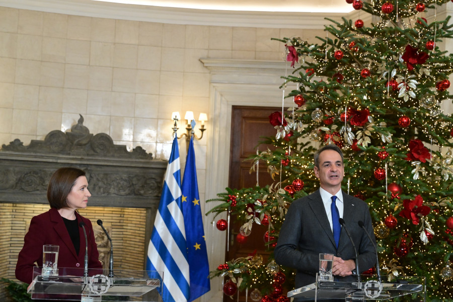 [383044] ΣΥΝΑΝΤΗΣΗ ΤΟΥ ΠΡΩΘΥΠΟΥΡΓΟΥ ΚΥΡΙΑΚΟΥ ΜΗΤΣΟΤΑΚΗ ΜΕ ΤΗΝ ΠΡΟΕΔΡΟ ΤΗΣ ΜΟΛΔΑΒΙΑΣ MAIA SANDU (ΤΑΤΙΑΝΑ ΜΠΟΛΑΡΗ/EUROKINISSI)