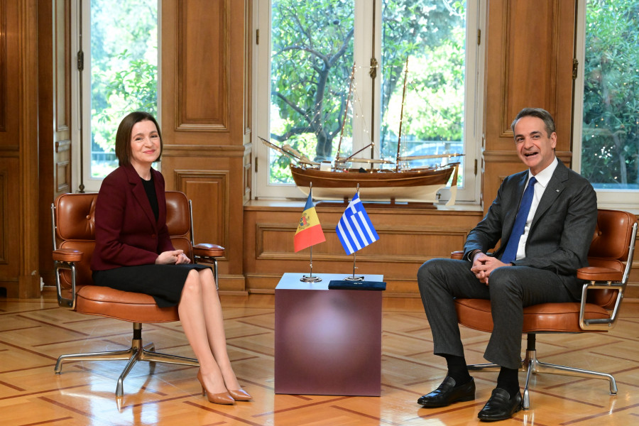 [383044] ΣΥΝΑΝΤΗΣΗ ΤΟΥ ΠΡΩΘΥΠΟΥΡΓΟΥ ΚΥΡΙΑΚΟΥ ΜΗΤΣΟΤΑΚΗ ΜΕ ΤΗΝ ΠΡΟΕΔΡΟ ΤΗΣ ΜΟΛΔΑΒΙΑΣ MAIA SANDU (ΤΑΤΙΑΝΑ ΜΠΟΛΑΡΗ/EUROKINISSI)