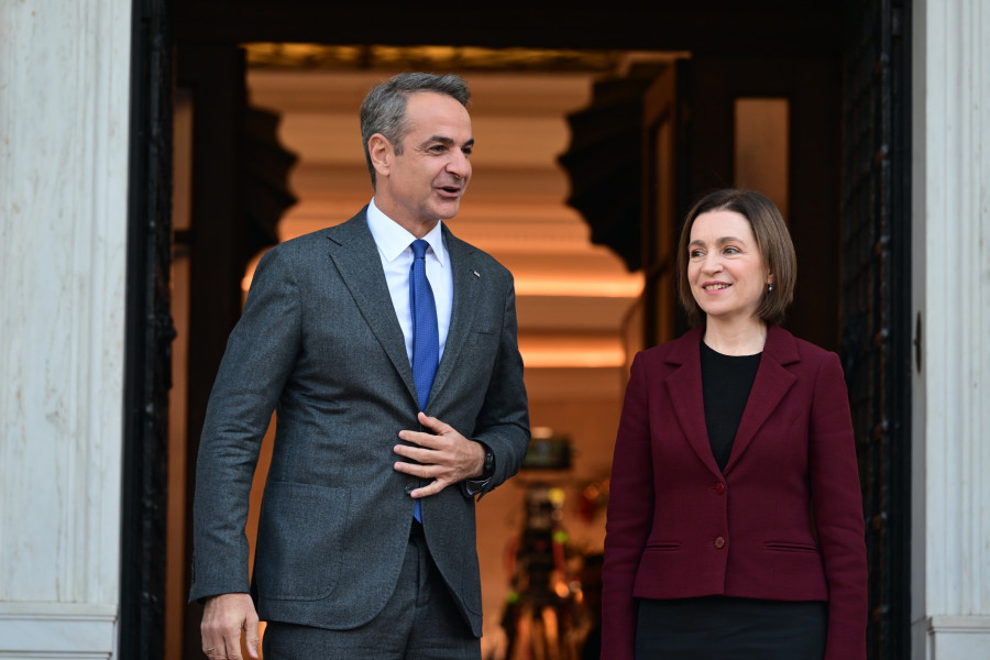 [383044] ΣΥΝΑΝΤΗΣΗ ΤΟΥ ΠΡΩΘΥΠΟΥΡΓΟΥ ΚΥΡΙΑΚΟΥ ΜΗΤΣΟΤΑΚΗ ΜΕ ΤΗΝ ΠΡΟΕΔΡΟ ΤΗΣ ΜΟΛΔΑΒΙΑΣ MAIA SANDU (ΤΑΤΙΑΝΑ ΜΠΟΛΑΡΗ/EUROKINISSI)