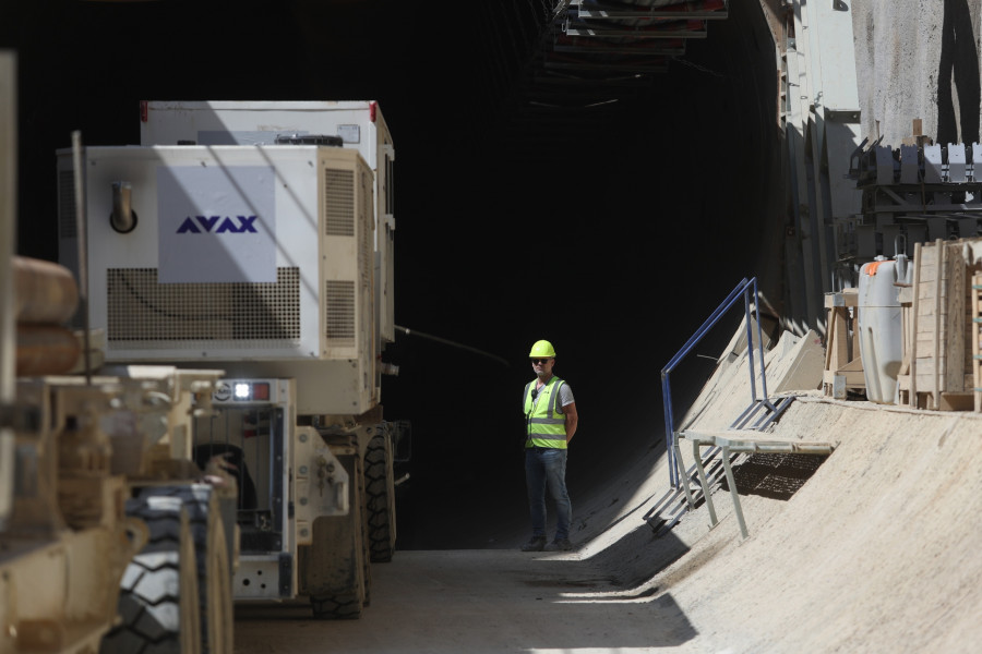 [378640] ΞΕΝΑΓΗΣΗ ΣΤΟ ΕΡΓΟΤΑΞΙΟ ΤΟΥ ΜΕΤΡΟ ΤΗΣ 