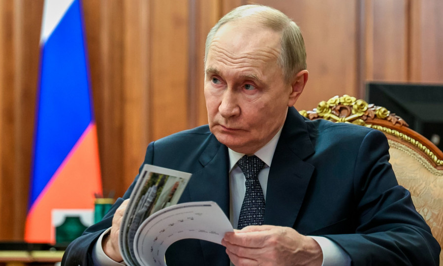 Πούτιν κατά Δύσης: Υστερία οι «προετοιμασίες» για μεγάλο πόλεμο με τη Ρωσία