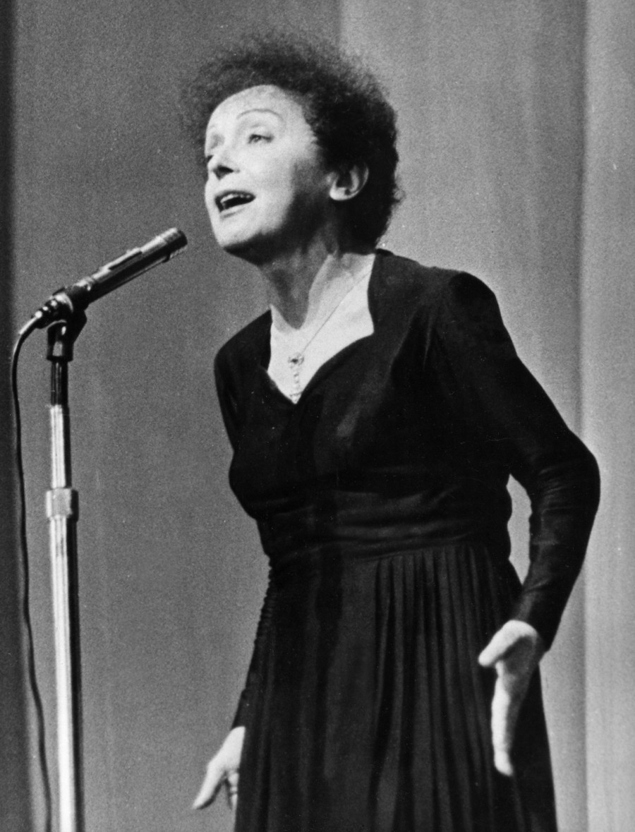 Η Εντίθ Πιάφ.