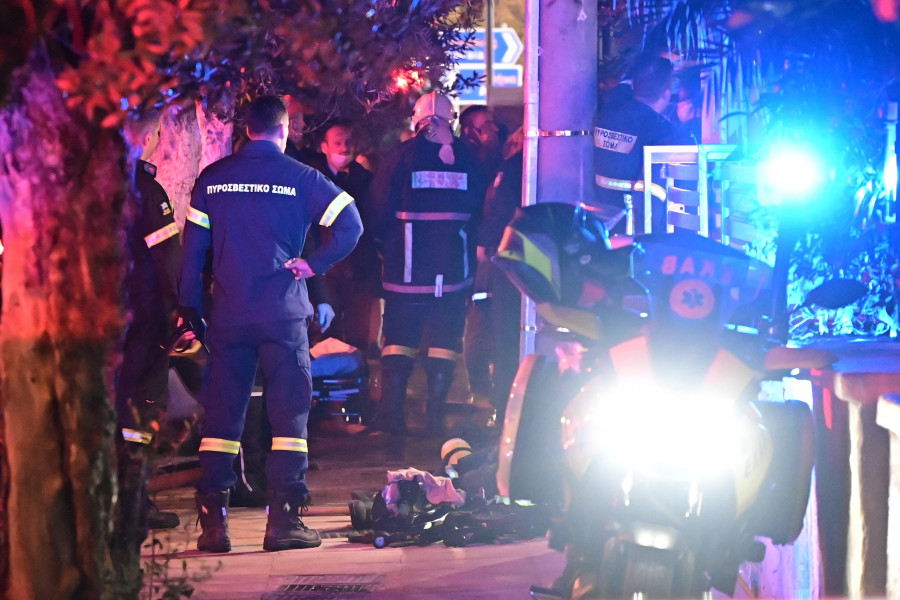 [383335] ΠΥΡΚΑΓΙΑ ΣΕ ΔΙΑΜΕΡΙΣΜΑ ΣΤΗ ΚΑΛΛΙΘΕΑ (ΜΙΧΑΛΗΣ ΚΑΡΑΓΙΑΝΝΗΣ/EUROKINISSI)