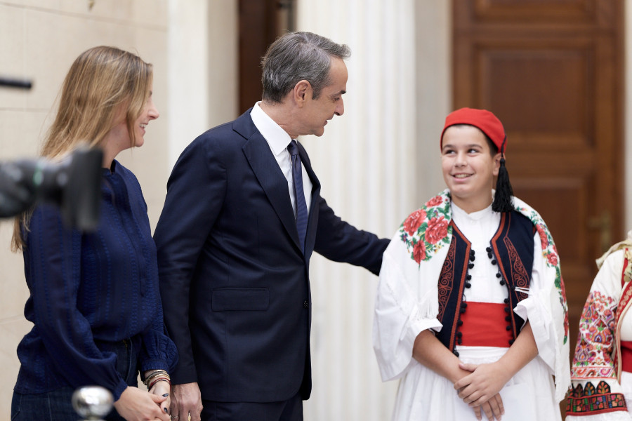 Μητσοτάκης - Κάλαντα 