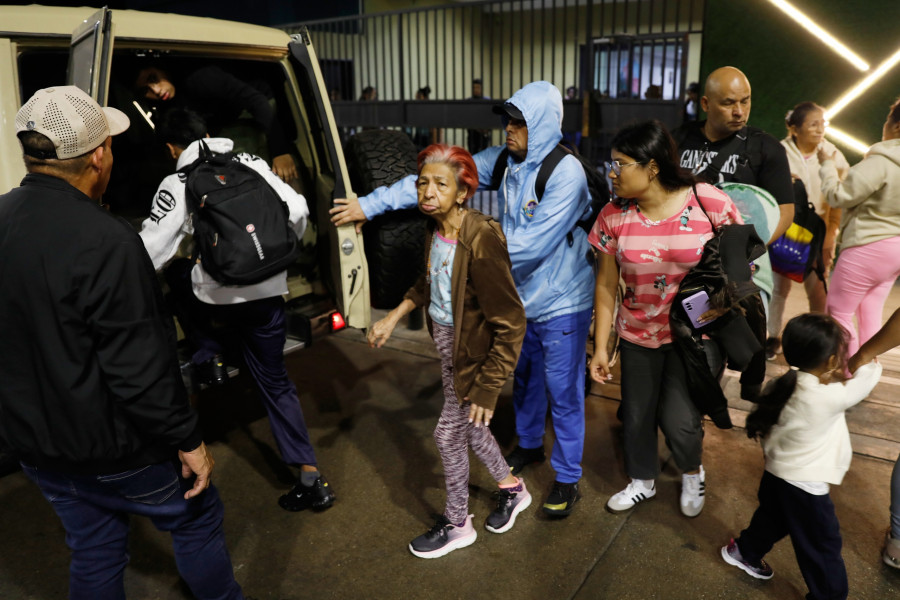 Βενεζουέλα: Εικόνες χάους στο Καράκας.