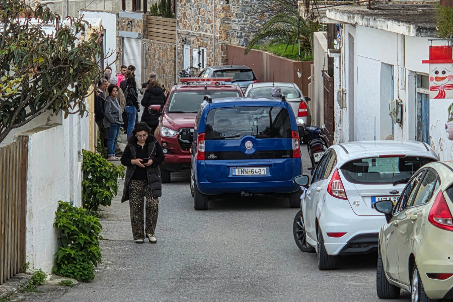 ΝΕΚΡΟΣ 34ΧΡΟΝΟΣ ΑΠΟ ΠΥΡΚΑΓΙΑ ΣΕ ΚΟΥΖΙΝΑ ΣΠΙΤΙΟΥ ΣΤΗΝ ΑΝΩΠΟΛΗ ΗΡΑΚΛΕΙΟΥ (ΣΤΕΦΑΝΟΣ ΡΑΠΑΝΗΣ/EUROKINISSI)