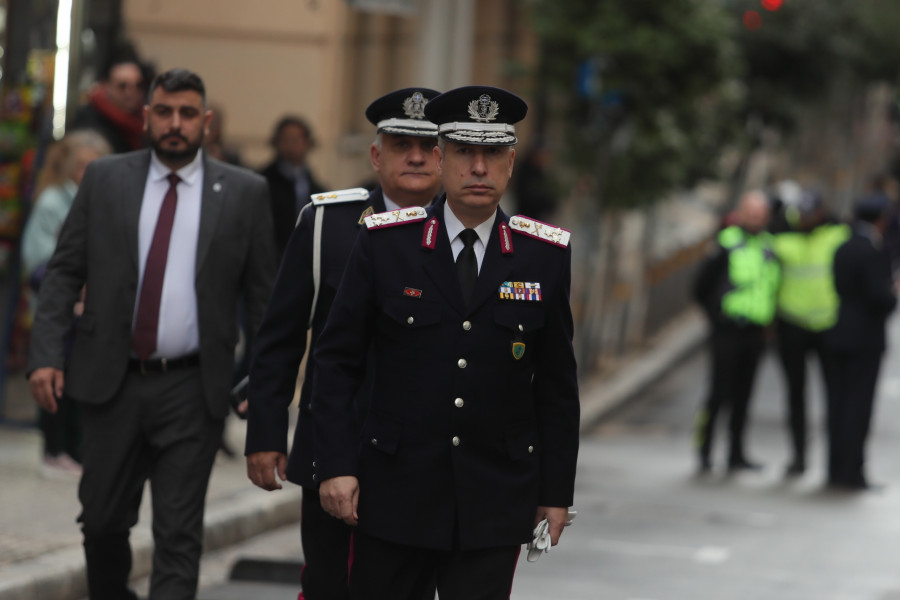 [383523] ΘΕΟΦΑΝΕΙΑ / ΑΓΙΑΣΜΟΣ ΤΩΝ ΥΔΑΤΩΝ ΣΤΗ ΔΕΞΑΜΕΝΗ ΑΘΗΝΩΝ (ΣΩΤΗΡΗΣ ΔΗΜΗΤΡΟΠΟΥΛΟΣ/EUROKINISSI)