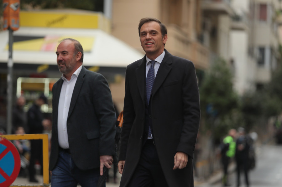 [383523] ΘΕΟΦΑΝΕΙΑ / ΑΓΙΑΣΜΟΣ ΤΩΝ ΥΔΑΤΩΝ ΣΤΗ ΔΕΞΑΜΕΝΗ ΑΘΗΝΩΝ (ΣΩΤΗΡΗΣ ΔΗΜΗΤΡΟΠΟΥΛΟΣ/EUROKINISSI)