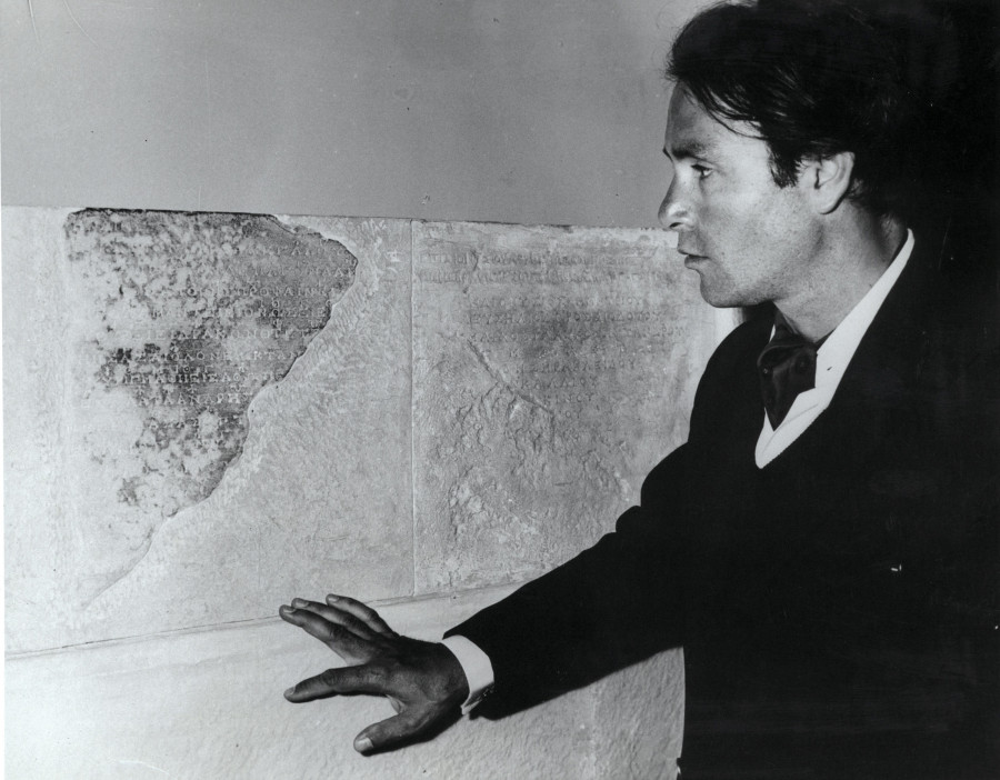 Γιάννης Χρήστου