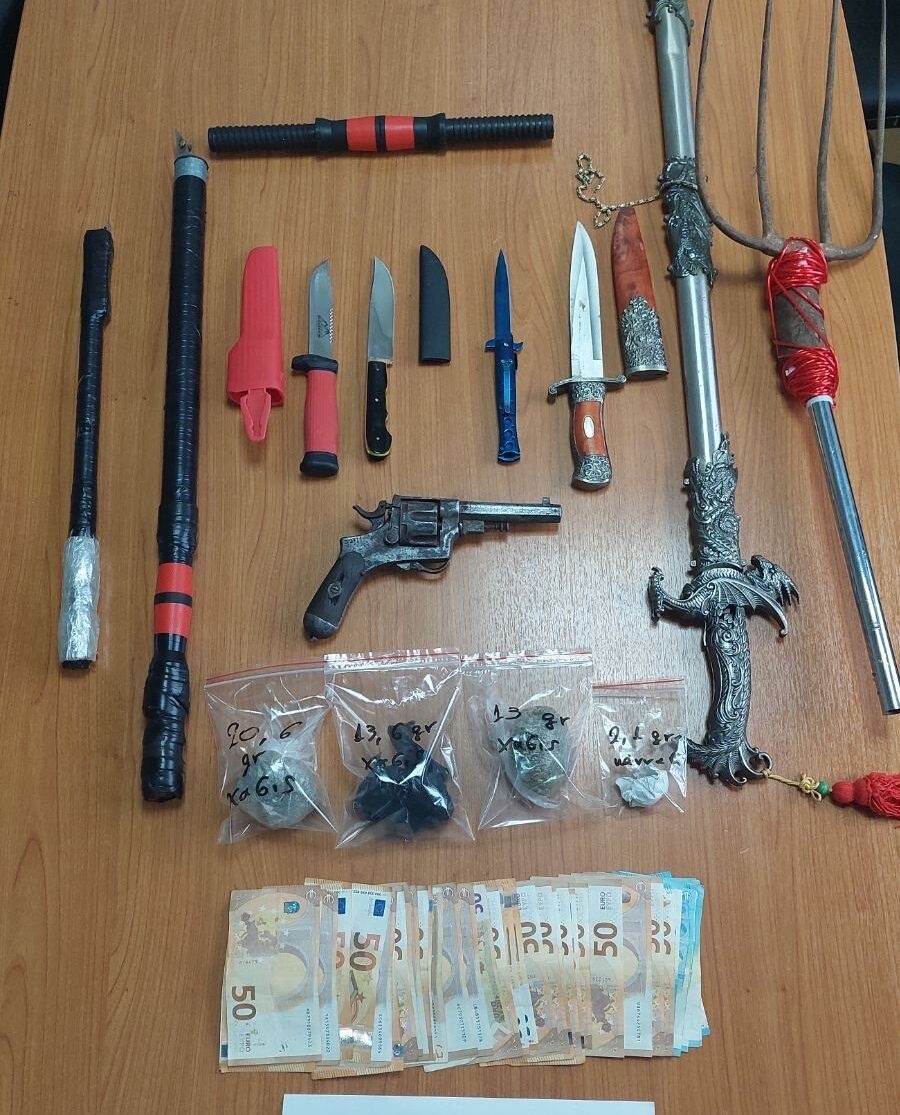 αγρίνιο-ξίφος