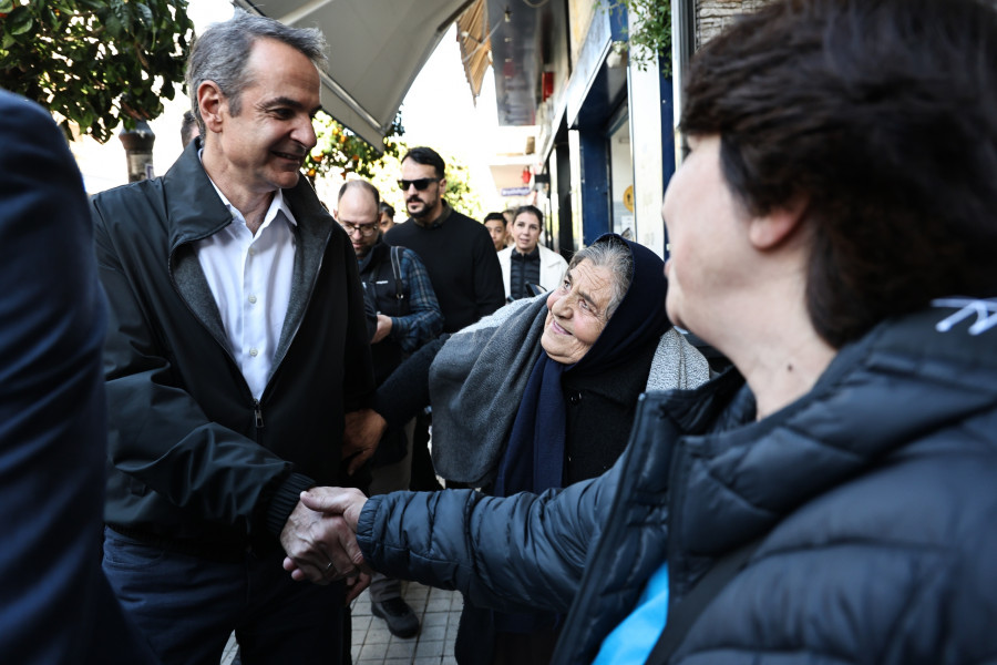 [383621] ΠΕΡΙΟΔΕΙΑ ΤΟΥ ΠΡΩΘΥΠΟΥΡΓΟΥ ΚΥΡΙΑΚΟΥ ΜΗΤΣΟΤΑΚΗ ΣΤΟ ΜΟΣΧΑΤΟ ΚΑΙ ΣΥΝΑΝΤΗΣΗ ΜΕ ΠΟΛΙΤΕΣ (ΓΙΑΝΝΗΣ ΠΑΝΑΓΟΠΟΥΛΟΣ / EUROKINISSI)