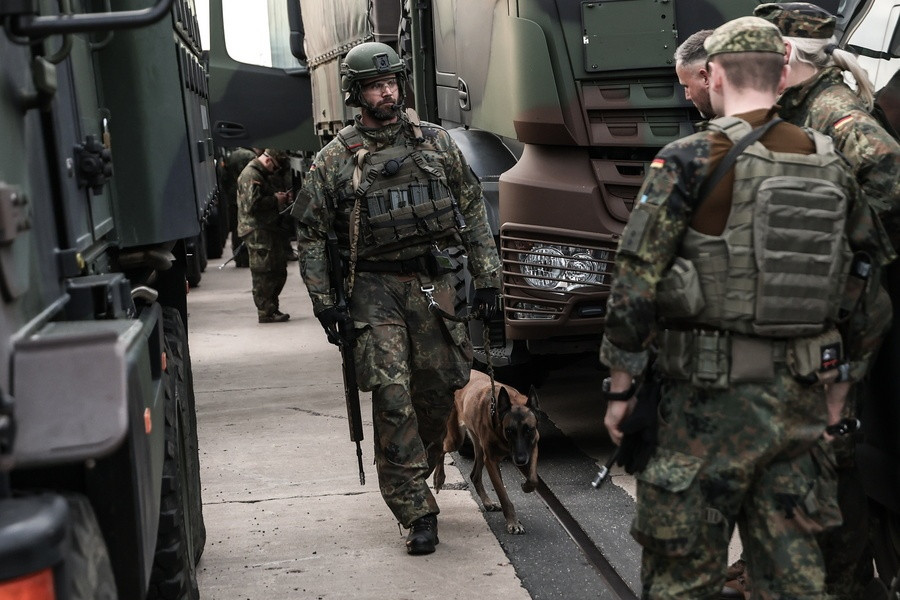 German Armed Forces defense exercise 'Red Storm Bravo'