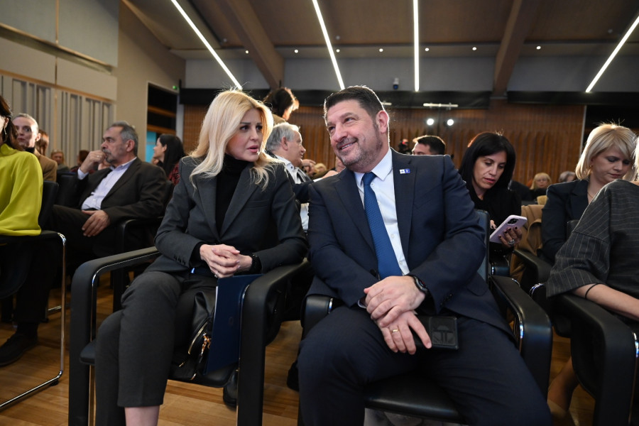 Έλενα Ράπτη Νίκος Χαρδαλιάς