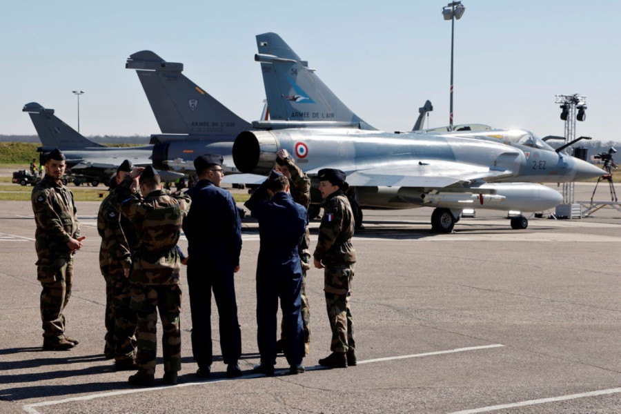 Γαλλία στρατός στρατιώτες πιλότοι