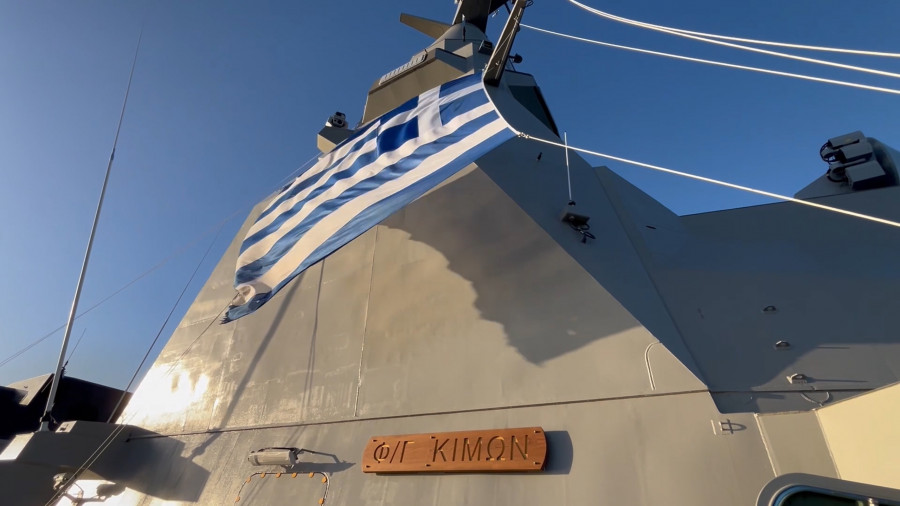 ΒΙΝΤΕΟ ΑΠΟ ΤΗΝ ΦΡΕΓΑΤΑ 