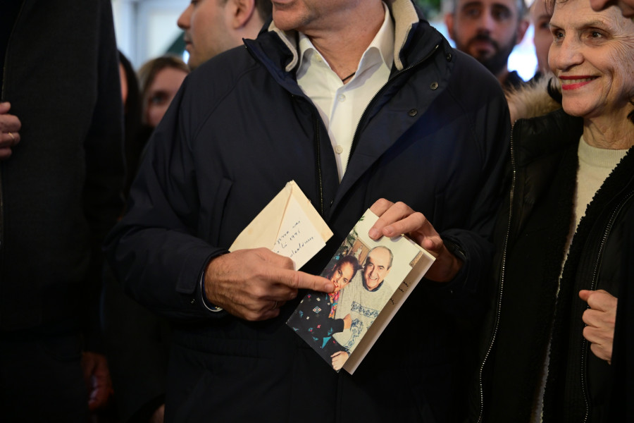 ΣΥΝΑΝΤΗΣΗ ΤΟΥ ΠΡΩΘΥΠΟΥΡΓΟΥ ΚΥΡΙΑΚΟΥ ΜΗΤΣΟΤΑΚΗ ΜΕ ΠΟΛΙΤΕΣ ΣΤΟ ΜΑΡΟΥΣΙ 