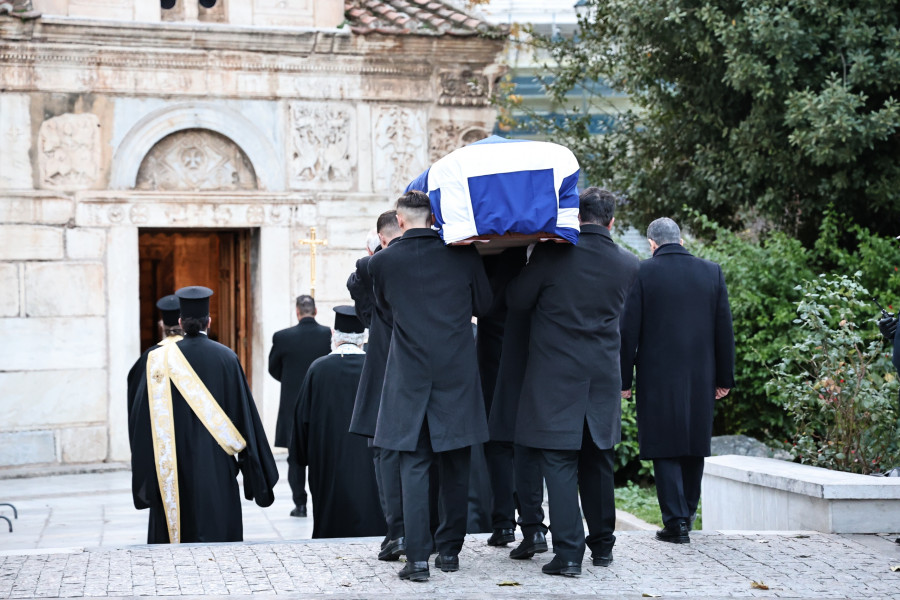 ΚΗΔΕΙΑ ΤΗΣ ΠΡΙΓΚΙΠΙΣΣΑΣ ΕΙΡΗΝΗΣ 