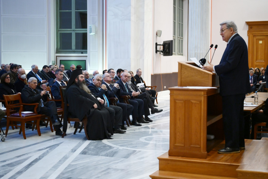 Ο ΠτΔ ΚΩΝΣΤΑΝΤΙΝΟΣ ΤΑΣΟΥΛΑΣ ΣΤΗΝ ΕΚΔΗΛΩΣΗ ΠΡΟΣ ΤΙΜΗΝ ΤΟΥ ΚΑΘΗΓΗΤΗ ΘΕΟΔΟΣΗ ΤΑΣΙΟΥ ΣΤΟ ΕΘΝΙΚΟ ΜΕΤΣΟΒΕΙΟ ΠΟΥΤΕΧΝΕΙΟ <br><br>