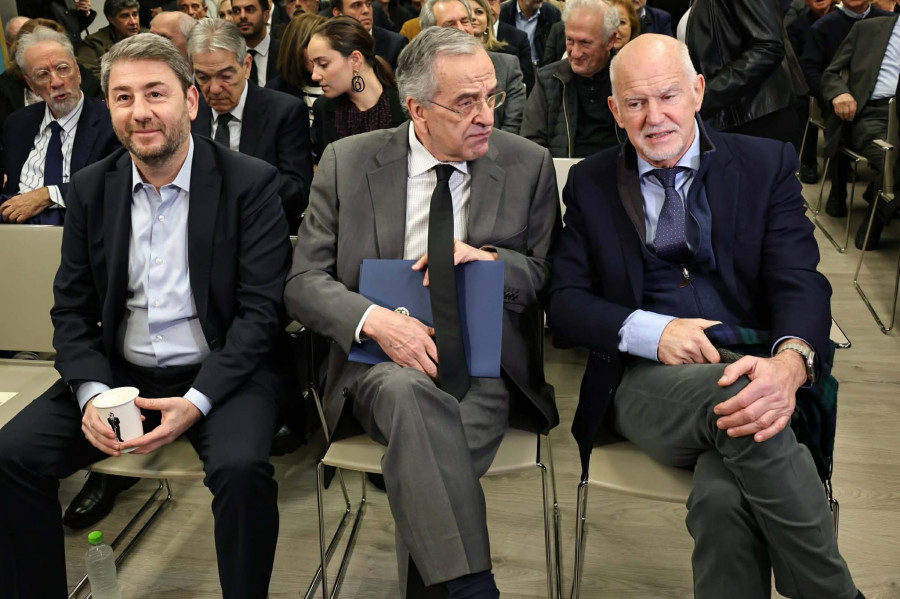 Νίκος Ανδρουλάκης, Αντώνης Σαμαράς και Γιώργος Παπανδρέου στην εκδήλωση για τον Σήφη Βαλυράκη.