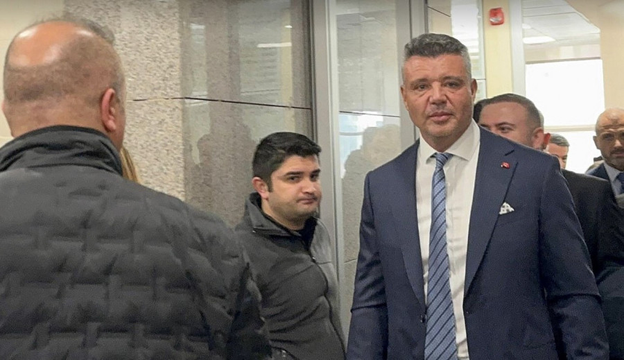 Σαντετίν Σαράν πρόεδρος Φενερμπαχτσέ