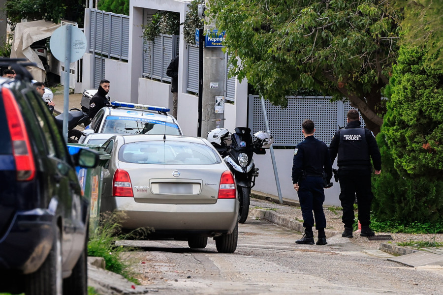 Δολοφονία 80χρονου άνδρα στη Γλυφάδα από τον 46χρονο γιo του.