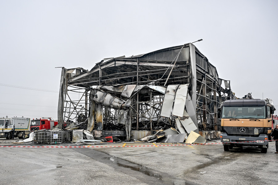 [384154] ΕΠΙΣΚΕΨΗ ΤΟΥ ΠΡΟΕΔΡΟΥ ΤΟΥ ΣΥΡΙΖΑ-ΠΣ ΣΩΚΡΑΤΗ ΦΑΜΕΛΛΟΥ ΣΤΑ ΤΡΙΚΑΛΑ. (OFFNETWORK.GR/EUROKINISSI)