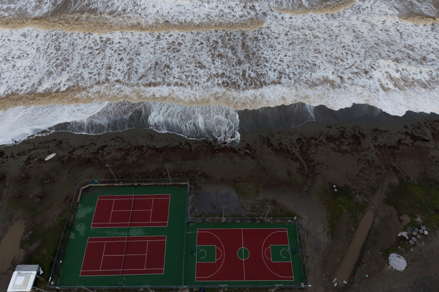 Αγιόκαμπος; Λάρισα; κακοκαιρία; βροχόπτωση; αέρας; Θεσσαλία; bad weather; severe weather; Larisa; Agiokampos; παράλια; θάλασσα; sea; seafront; Thessaly;