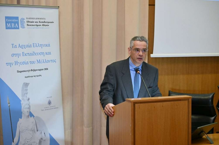 Γιάννης Μαστρογεωργίου Ιστορικός, Ειδικός Γραμματέας Μακροπρόθεσμου Σχεδιασμού, Προεδρία της Ελληνικής Κυβέρνησης.