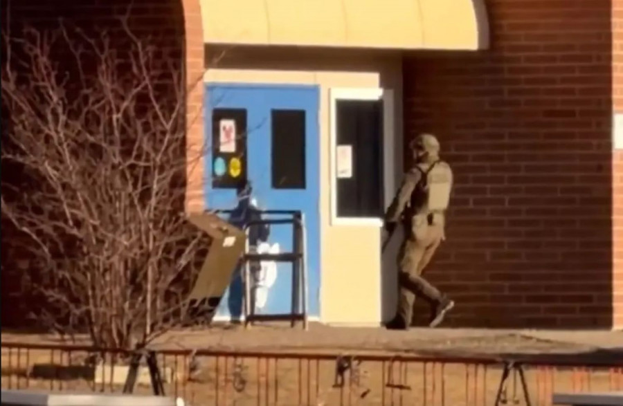 Καναδάς ένοπλη επίθεση αστυνομικός 