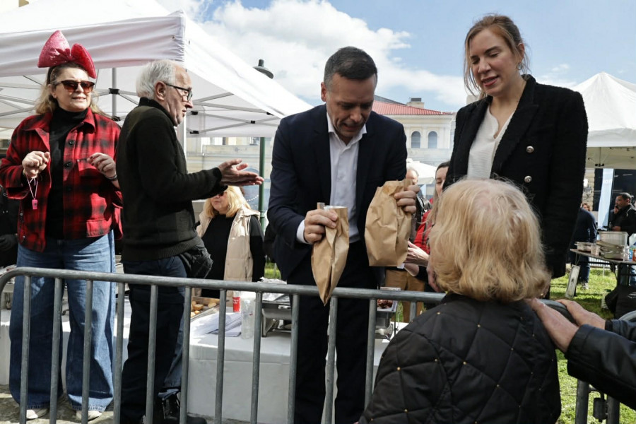 Τσικνοπέμπτη - Δούκας