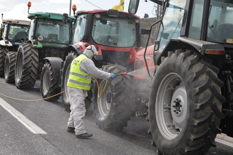 Απολύμανση Τρακτέρ