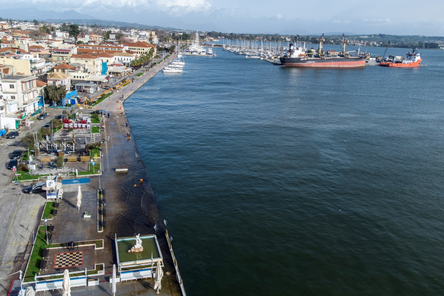 Η ΘΑΛΑΣΣΑ ΒΓΗΚΕ ΣΤΗΝ ΣΤΕΡΙΑ ΣΤΗΝ ΠΑΡΑΛΙΑ ΠΡΕΒΕΖΑΣ