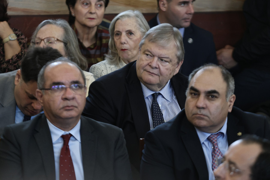 ΕΚΔΗΛΩΣΗ ΓΙΑ ΤΗΝ ΙΔΡΥΣΗ ΚΑΙ ΛΕΙΤΟΥΡΓΙΑ ΤΟΥ ΕΘΝΙΚΟΥ ΚΑΠΟΔΙΣΤΡΙΑΚΟΥ ΠΑΝΕΠΙΣΤΗΜΙΟΥ ΑΘΗΝΩΝ ΠΑΡΟΥΣΙΑ ΤΟΥ ΠτΔ ΚΩΝΣΤΑΝΤΙΝΟΥ ΤΑΣΟΥΛΑ