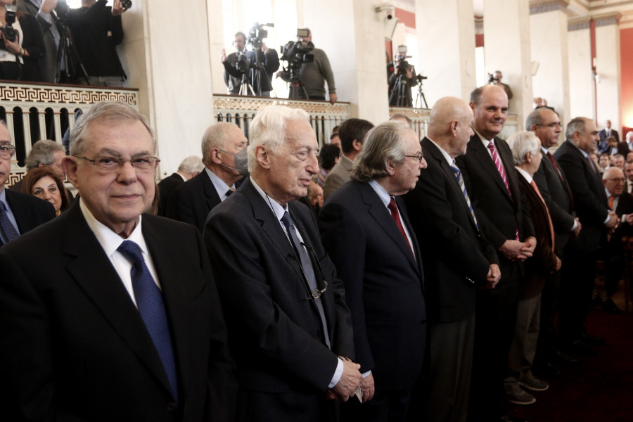 Ο ΑΡΧΙΕΠΙΣΚΟΠΟΣ ΙΕΡΩΝΥΜΟΣ ΣΕ ΕΚΔΗΛΩΣΗ ΤΟΥ ΠΑΝΕΠΣΙΤΗΜΙΟΥ ΑΘΗΝΩΝ ΓΙΑ ΤΗΝ ΙΔΡΥΣΗ ΠΑΡΑΡΤΗΜΑΤΟΣ ΣΤΗΝ ΚΥΠΡΟ (ΧΡΗΣΤΟΣ ΜΠΟΝΗΣ//ΑΡΧΙΕΠΙΣΚΟΠΗ ΑΘΗΝΩΝ)