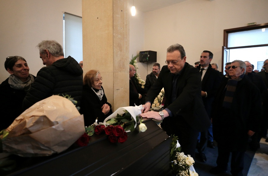 ΚΗΔΕΙΑ ΔΗΜΟΣΙΟΓΡΑΦΟΥ ΚΑΙ ΠΡΩΗΝ ΠΡΟΕΔΡΟΥ ΤΗΣ ΕΣΗΕΑ ΑΡΙΣΤΕΙΔΗ ΜΑΝΩΛΑΚΟΥ