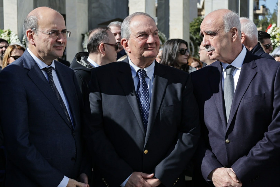 Καραμανλής, Χατζηδάκης Μεϊμαράκης κηδεία Άννας Ψαρούδα - Μπενάκη