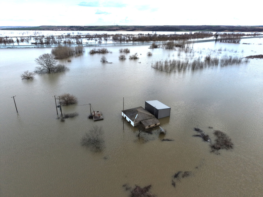 ΠΛΗΜΜΥΡΕΣ ΣΕ ΑΓΡΟΤΙΚΕΣ ΕΚΤΑΣΕΙΣ ΣΤΟΝ ΕΒΡΟ ΜΕΤΑ ΤΗΝ ΥΠΕΡΧΕΙΛΙΣΗ ΤΟΥ ΠΟΤΑΜΟΥ ΚΑΙ ΤΗΝ ΑΝΟΔΟ ΤΗΣ ΣΤΑΘΜΗΣ <br> ΠΕΡΙΟΧΗ ΛΑΒΑΡΑ ΨΑΘΑΔΕΣ ΠΥΘΕΙΟ
