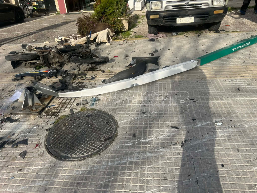 Τροχαίο - Λεωφόρο Θηβών